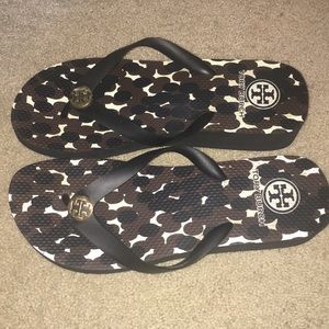 Tory Burch Black wedge flip flops size 9